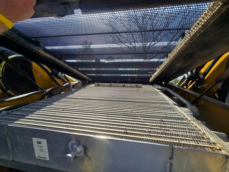 2018-caterpillar-299d2-image-31