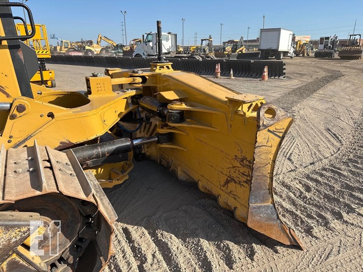 2019-caterpillar-d6-xe-lgp-image-13
