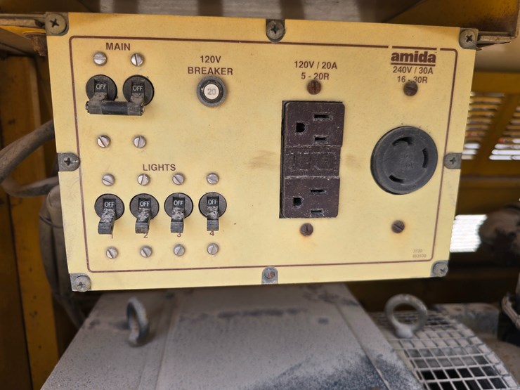 #22620-•-amida-light-plant-image-9