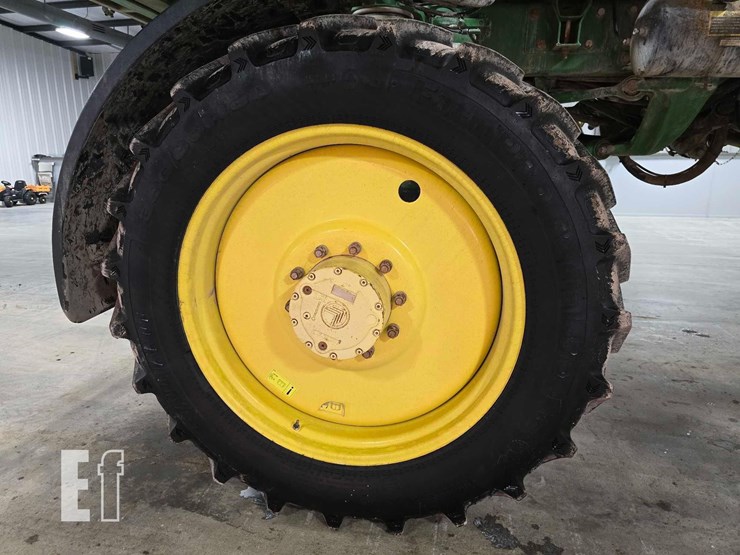 2011-john-deere-4630-image-36