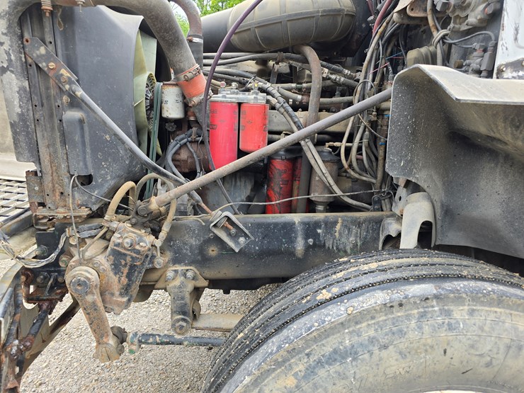 1994-mack-ch613-image-30