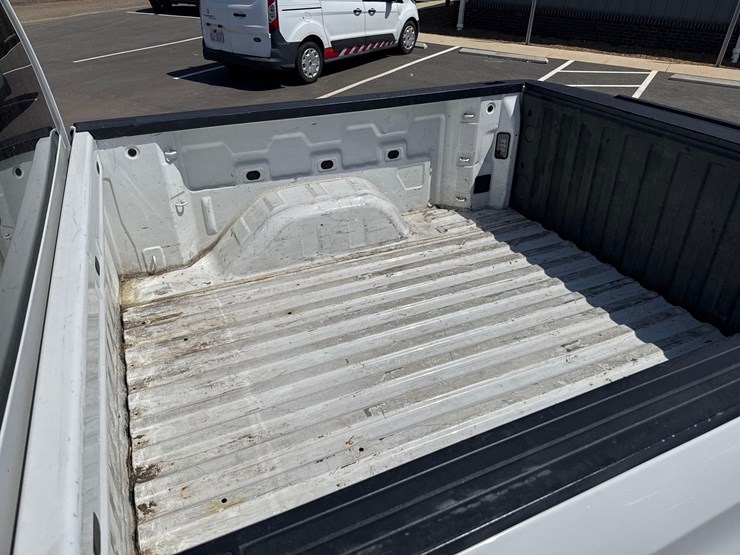 2020-chevrolet-silverado-1500-image-10