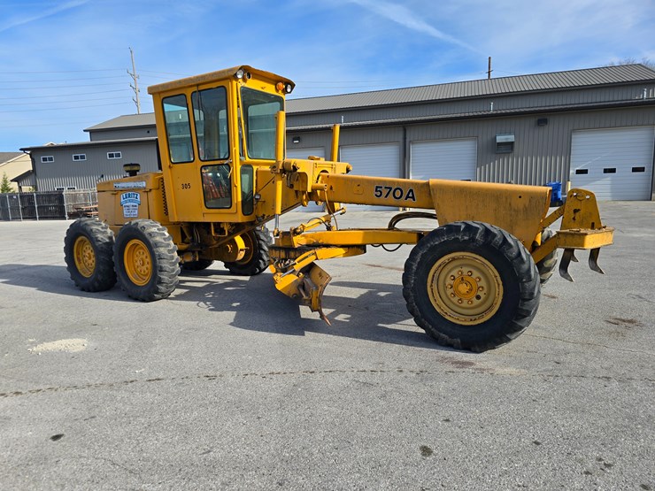 1971-deere-570a-image-16