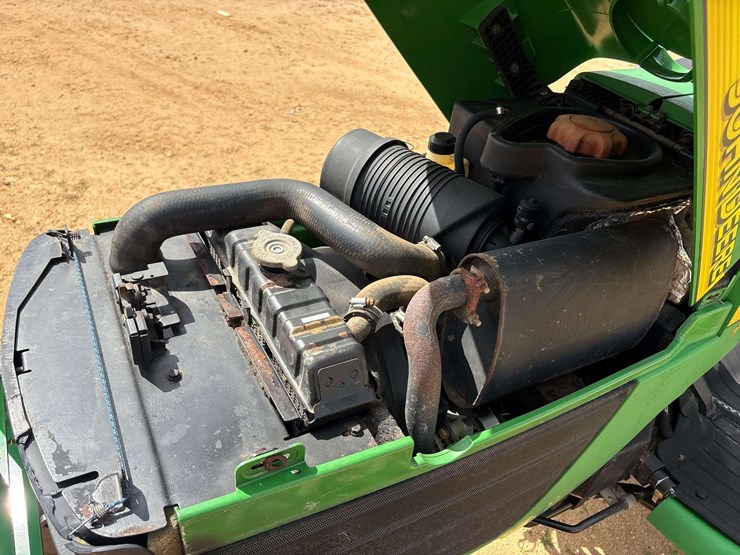 2004-john-deere-4410-image-22