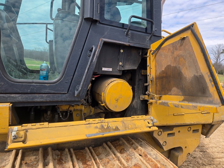 2005-caterpillar-953c-image-26