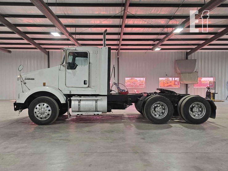 2003-kenworth-t800-image-5