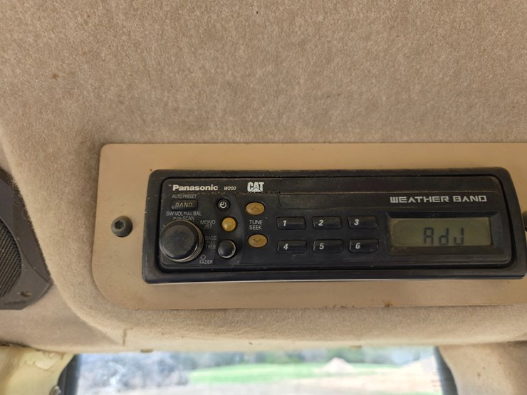 2001-caterpillar-953c-image-65