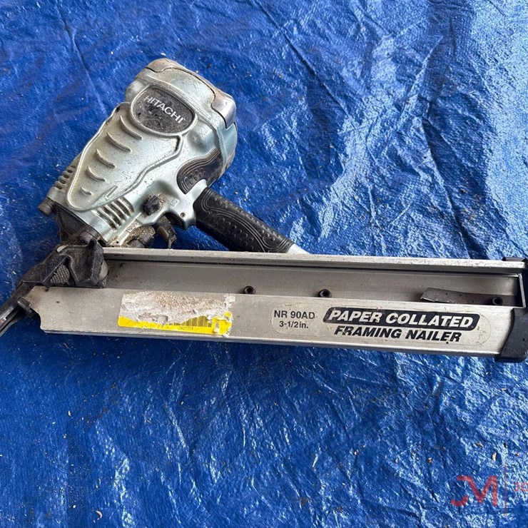 HITACHI PNEUMATIC NAIL GUN