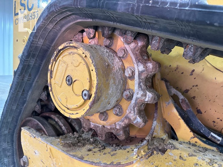 2023-caterpillar-259d3-image-35