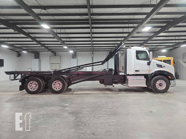 2016-peterbilt-579-image-6