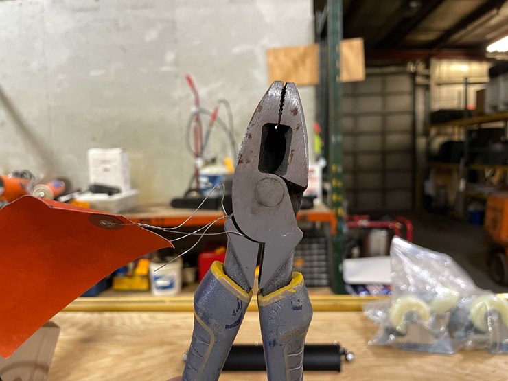 #2448-•-irwin-vise-grip-linesman-pliers-(pr13)-image-2