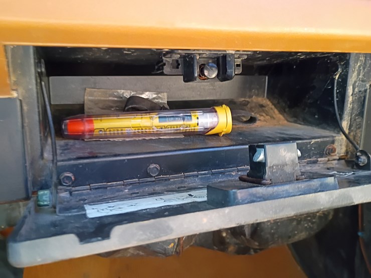 1993-jeep-wrangler-image-42