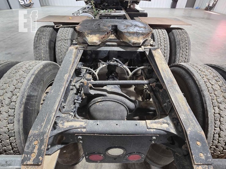 2017-international-prostar-image-17