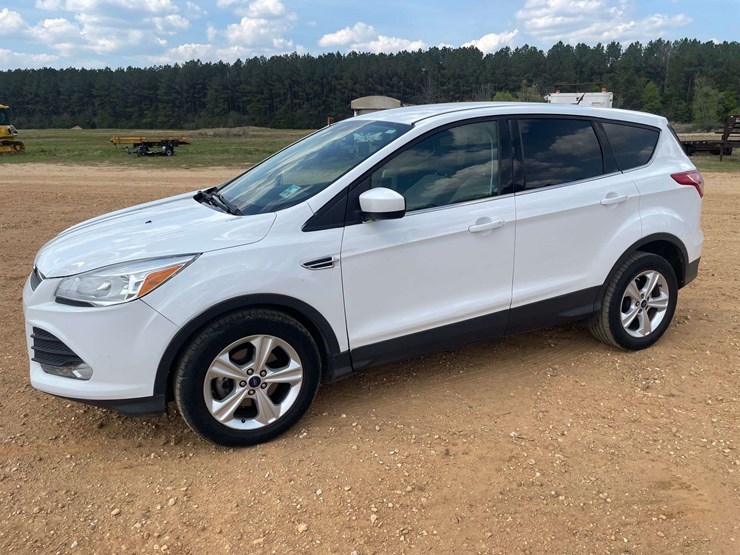 2014-ford-escape-image-1