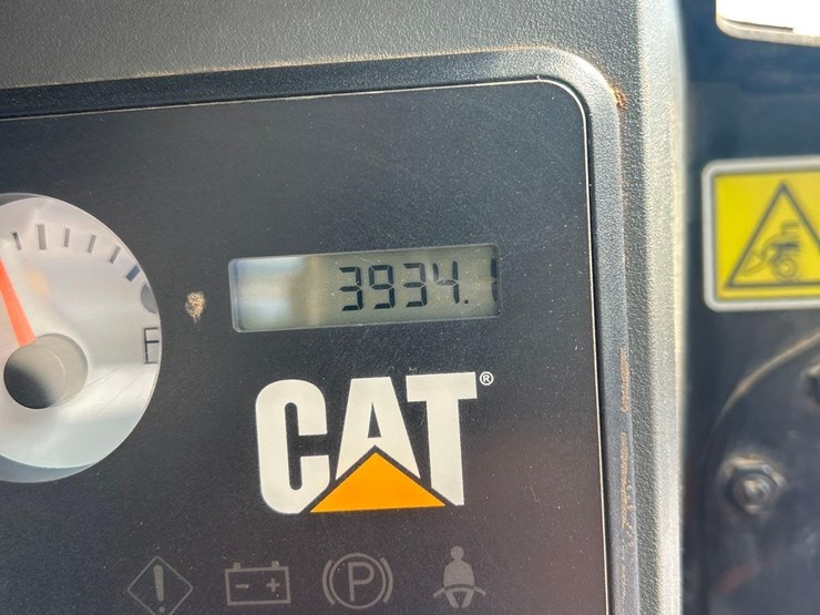 2011-caterpillar-299c-image-28