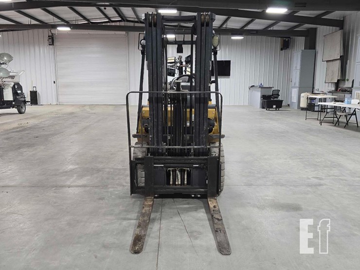 2019-caterpillar-gp25n-image-7