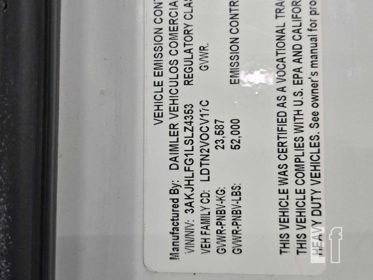 2020-freightliner-cascadia-126-image-29