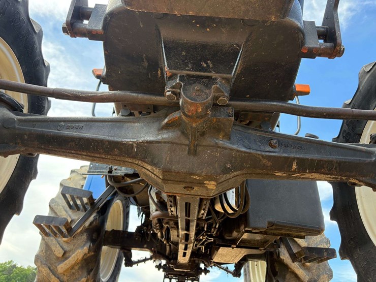 2006-new-holland-tl100a-image-10