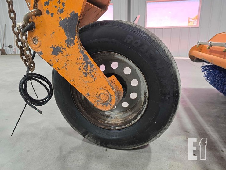 2018-broce-bw260-image-22