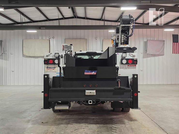 2024-ford-f550-sd-image-8