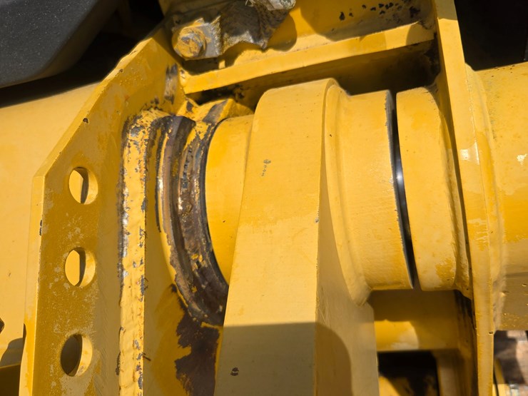 2001-caterpillar-953c-image-91
