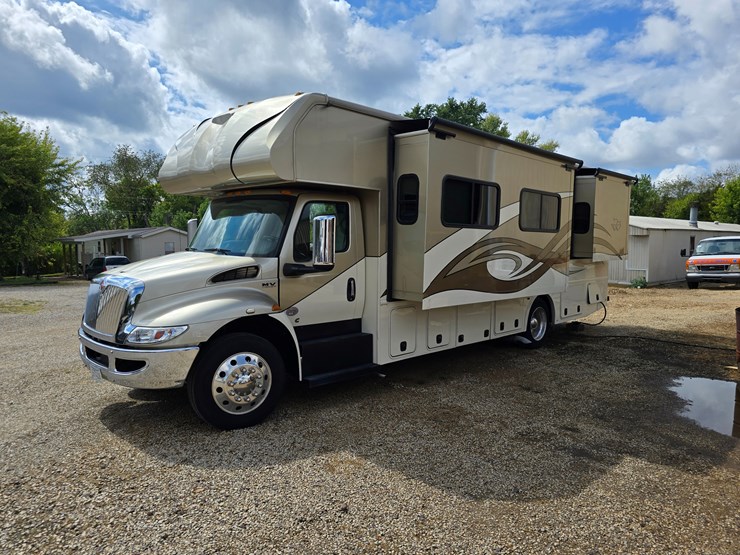 2021-international-mv607-image-4