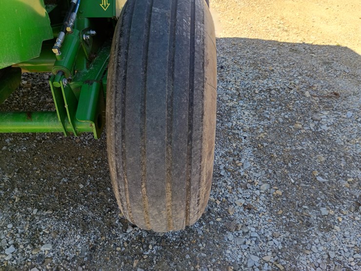 2023-john-deere-450m-image-38