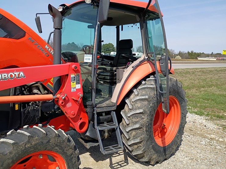 2019-kubota-m7060-image-23