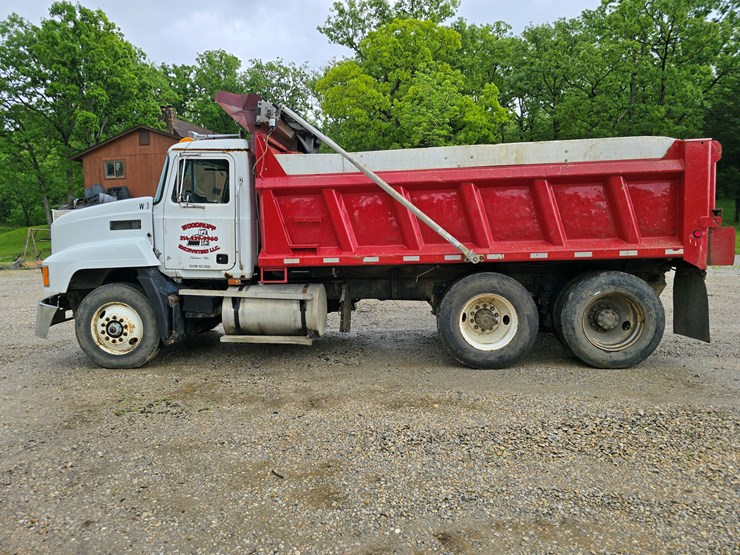 1994-mack-ch613-image-6