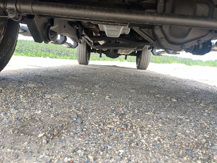 2010-ford-f250-image-25