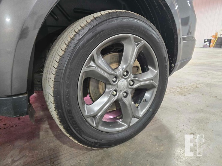 2015-dodge-journey-image-23