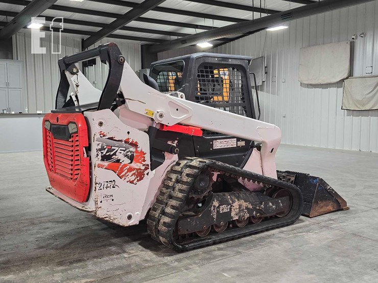 2020-bobcat-t76-image-3