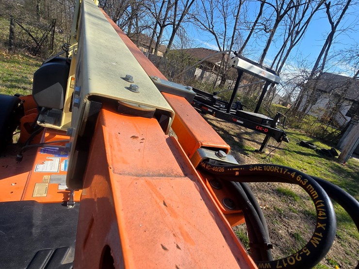 jlg-t350-image-57