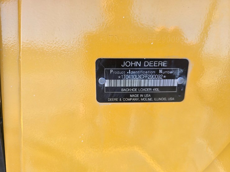 2015-deere-410l-image-36