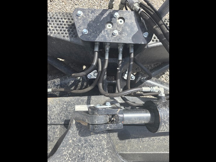 #22605-•-john-deere-db84-dozer-blade-image-8