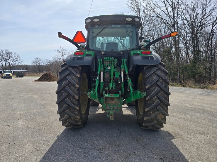 john-deere-6125r-image-11
