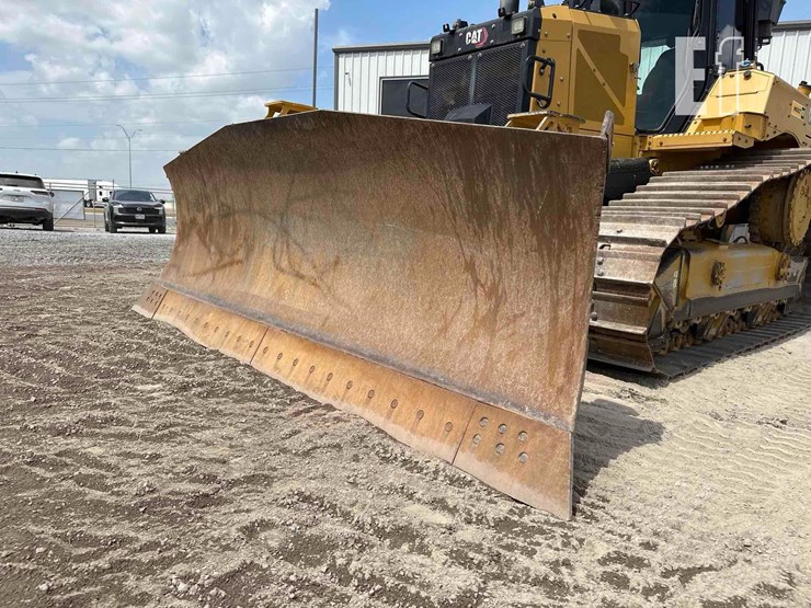 2020-caterpillar-d6-xe-lgp-image-11