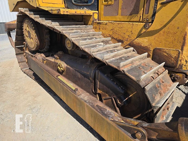 2006-caterpillar-d6r-iii-image-41