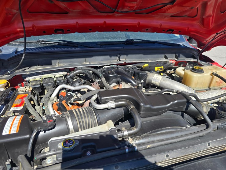 2016-ford-f550-image-22