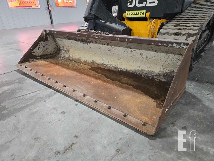 2021-jcb-3ts-8t-image-9