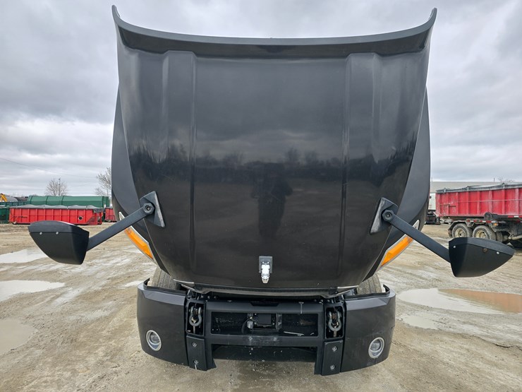 #22610-•-2019-mack-anthem-sleeper-truck-image-17