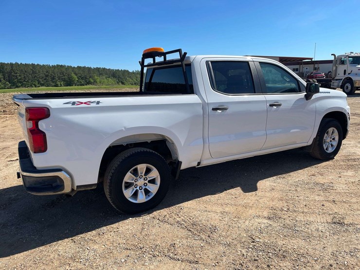 2019-chevrolet-silverado-1500-image-3