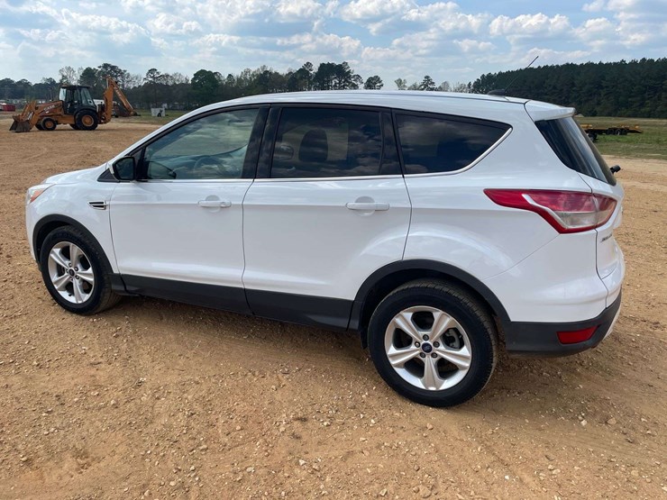 2014-ford-escape-image-2