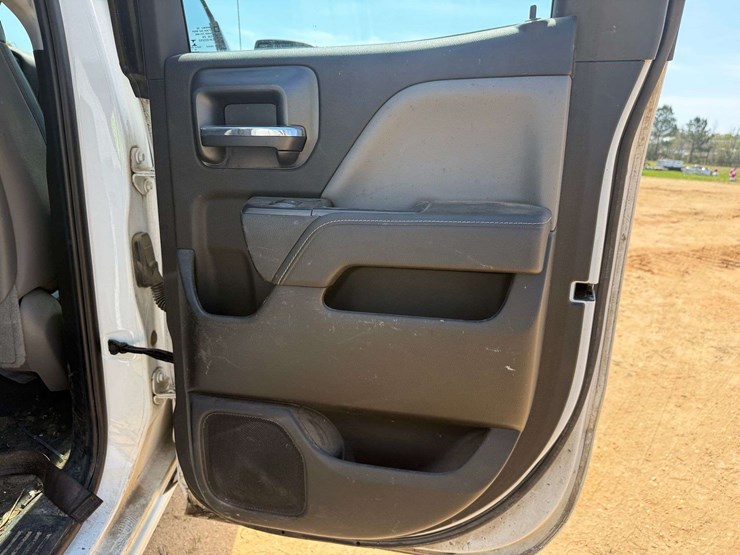 2014-chevrolet-1500-image-21