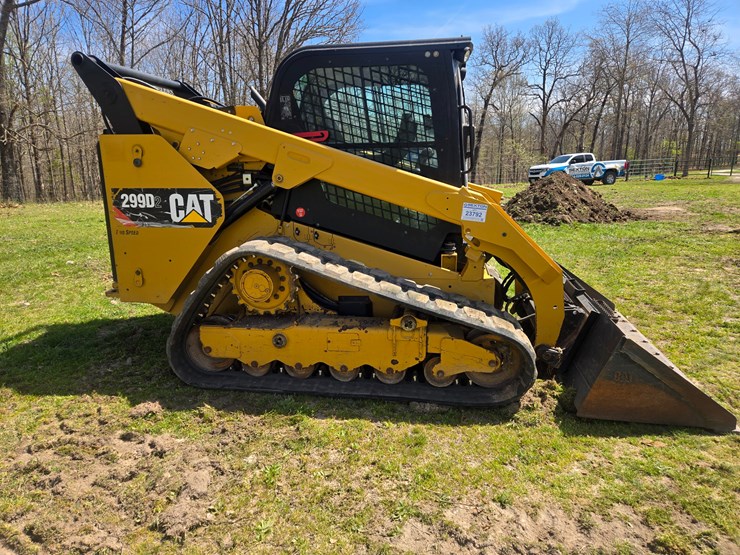 2018-caterpillar-299d2-image-18