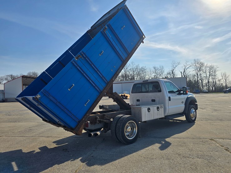 2016-ford-f550-image-29