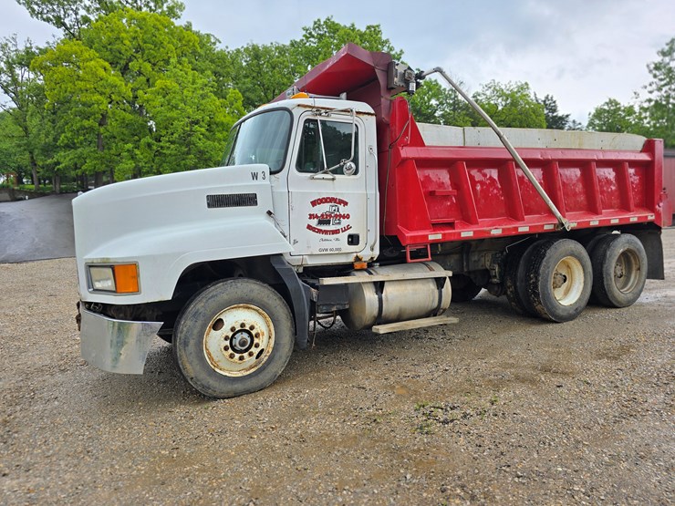 1994-mack-ch613-image-4