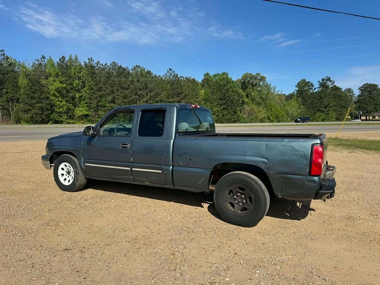 2006-chevrolet-1500-image-4