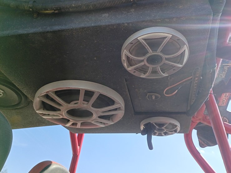 2015-polaris-ranger-image-44