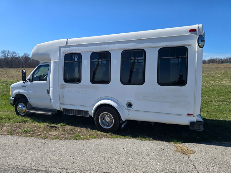 #22618-•-2008-ford-econoline-van-image-6